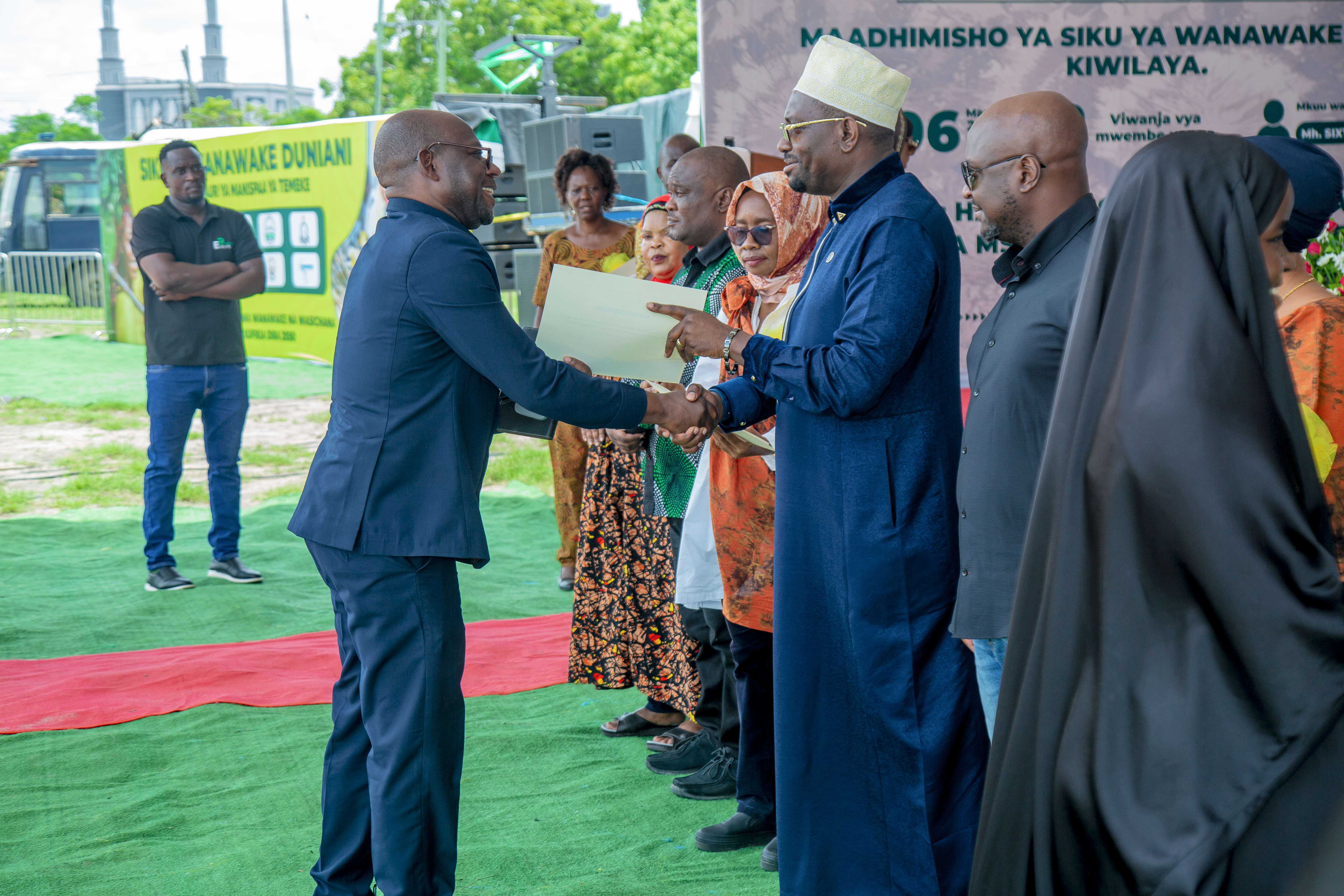 INTERNATIONAL WOMEN’S DAY CELEBRATED IN TEMEKE: DISTRICT COMMISSIONER SIXTUS MAPUNDA HIGHLIGHTS WOMEN’S EMPOWERMENT AND RECOGNIZES COMHESWA ENTREPRENEURSHIP BENEFICIARY WITH TZS 20 MILLION SUPPORT